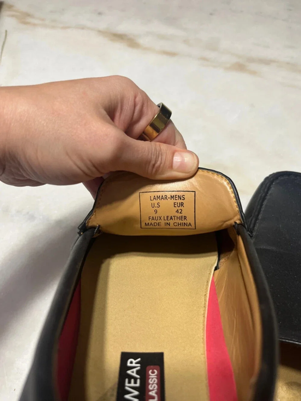 Men’s Rocawear black loafers